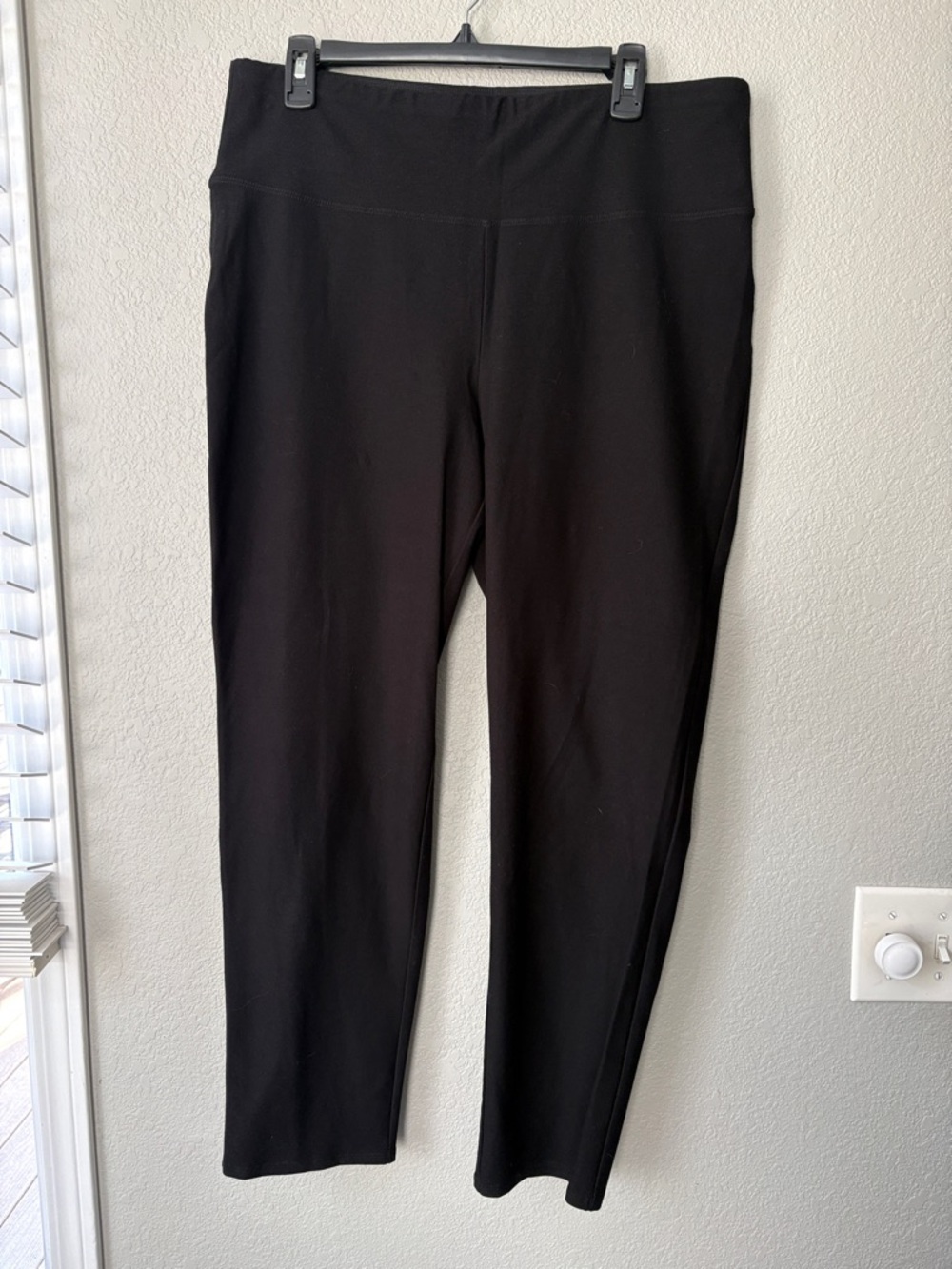 Women's Black Pull-On Ponte Pants
